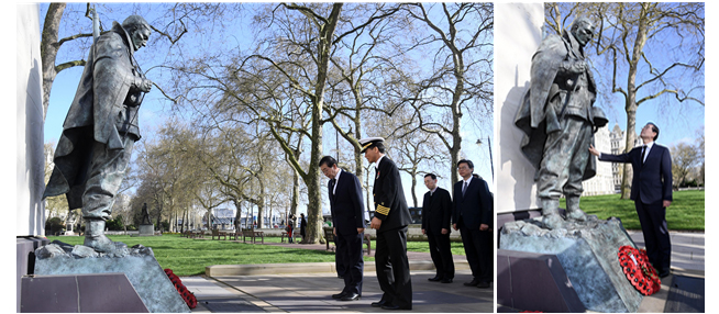 朴元淳市长，到英国伦敦韩国战争纪念碑前献花