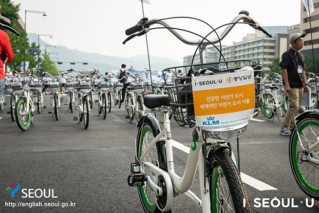 首尔自行车大游行