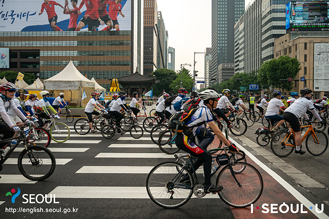 首尔自行车大游行