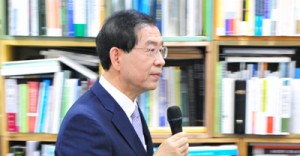 朴元淳市长出席韩半岛和平与和解祈福弥撒
