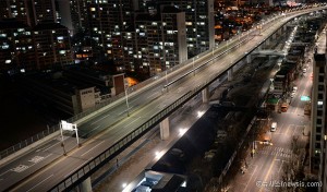 贞陵川高架，于比预期早两天的2016年3月19日重新开放车辆通行
