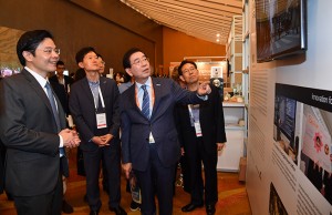 朴元淳市长出席“2018世界城市峰会”市长论坛