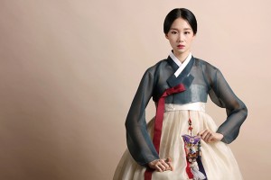 首尔历史博物馆举办韩服时装秀