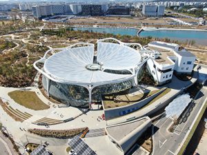 韩国首个植物公园——首尔植物园于5月1日正式开园