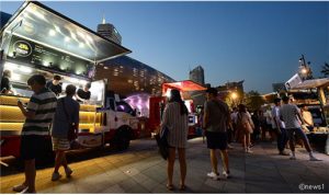 首尔市在南大门市场开设“流动餐车特色街”