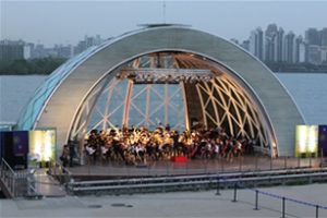 汉江各处变身为盛夏夜浪漫舞台，首尔市于6月举办免费表演