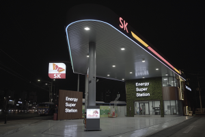 首尔市将加油站打造为配有电动汽车充电站、燃料电池、太阳能设备的综合能源站