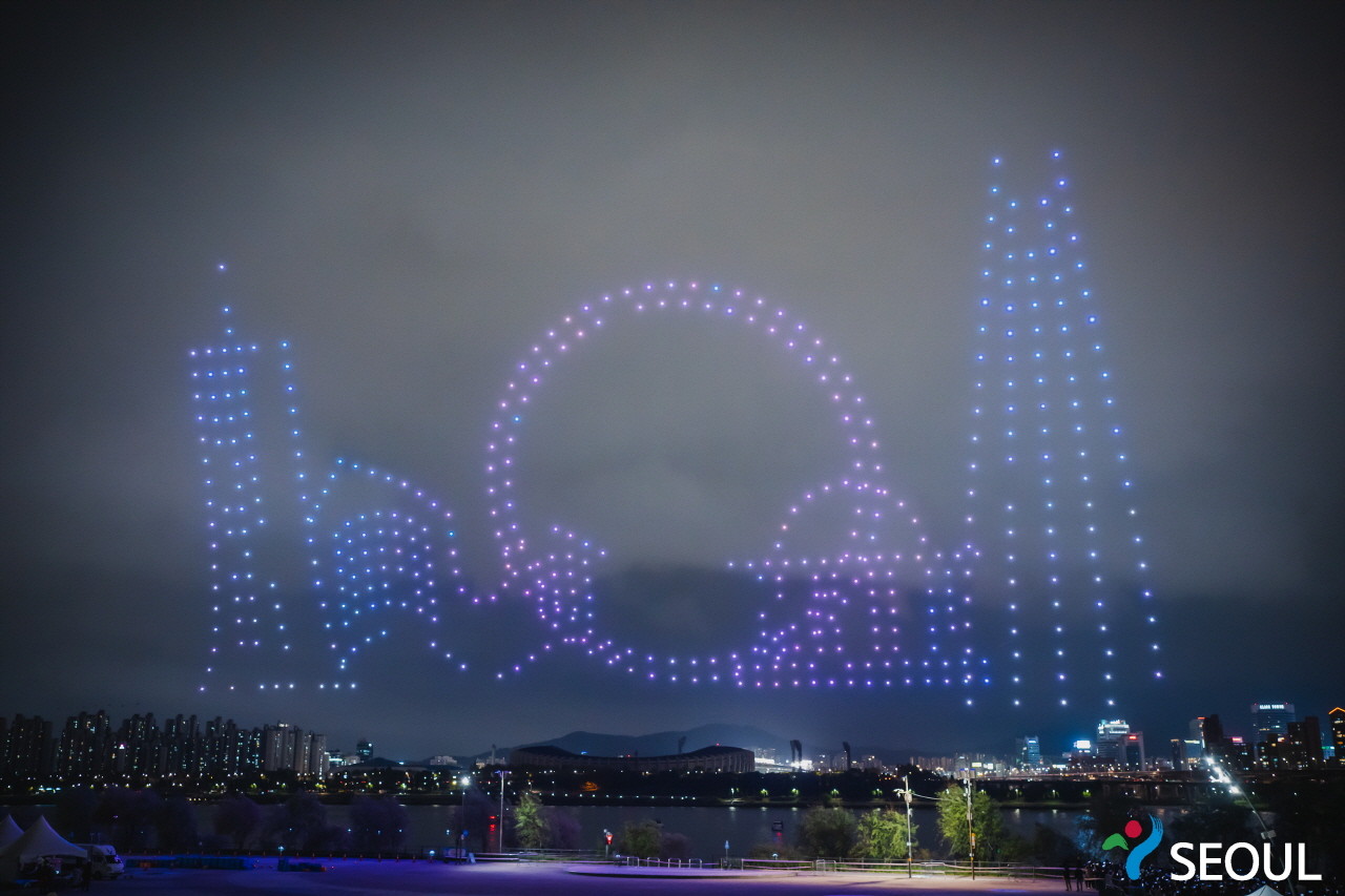 装点首尔夜空的2023无人机灯光秀-2