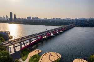 首尔市评选出潜水桥纯步行桥改造计划设计大赛五件作品