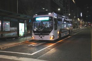 首尔市自12月4日起运行世界首趟深夜自动驾驶公交车