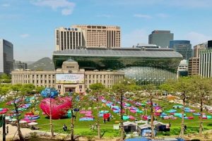 拆除车道，回到市民的怀抱，大韩民国代表性文化平台“首尔广场20周年”