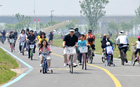 首尔市，从2011年8月开始试运营汉江公园自行车租赁系统