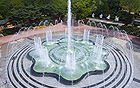 首尔市内喷泉开始喷水